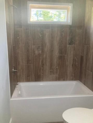 3 Milligan Circle Oxford ME 04270