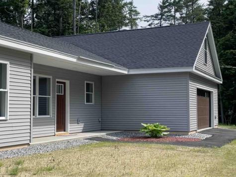 3 Milligan Circle Oxford ME 04270