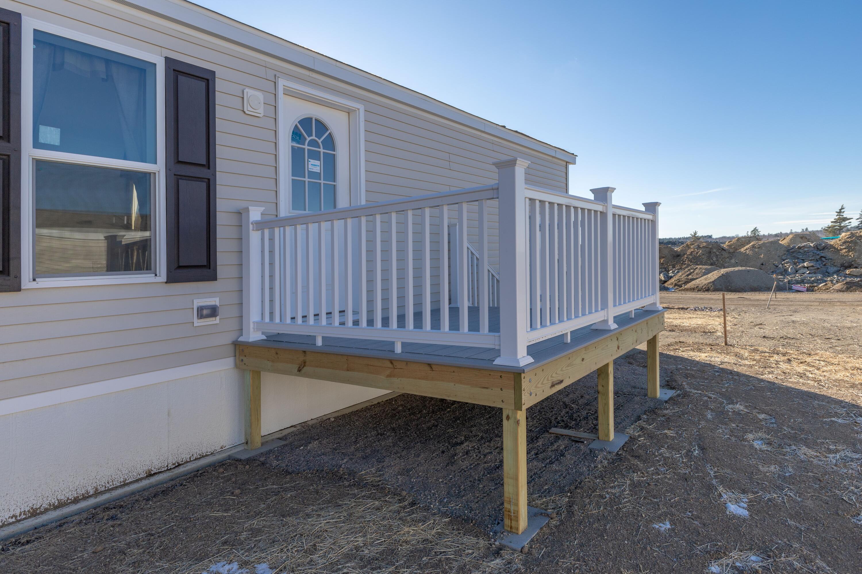 4 Goose Neck Road Hancock ME 04640