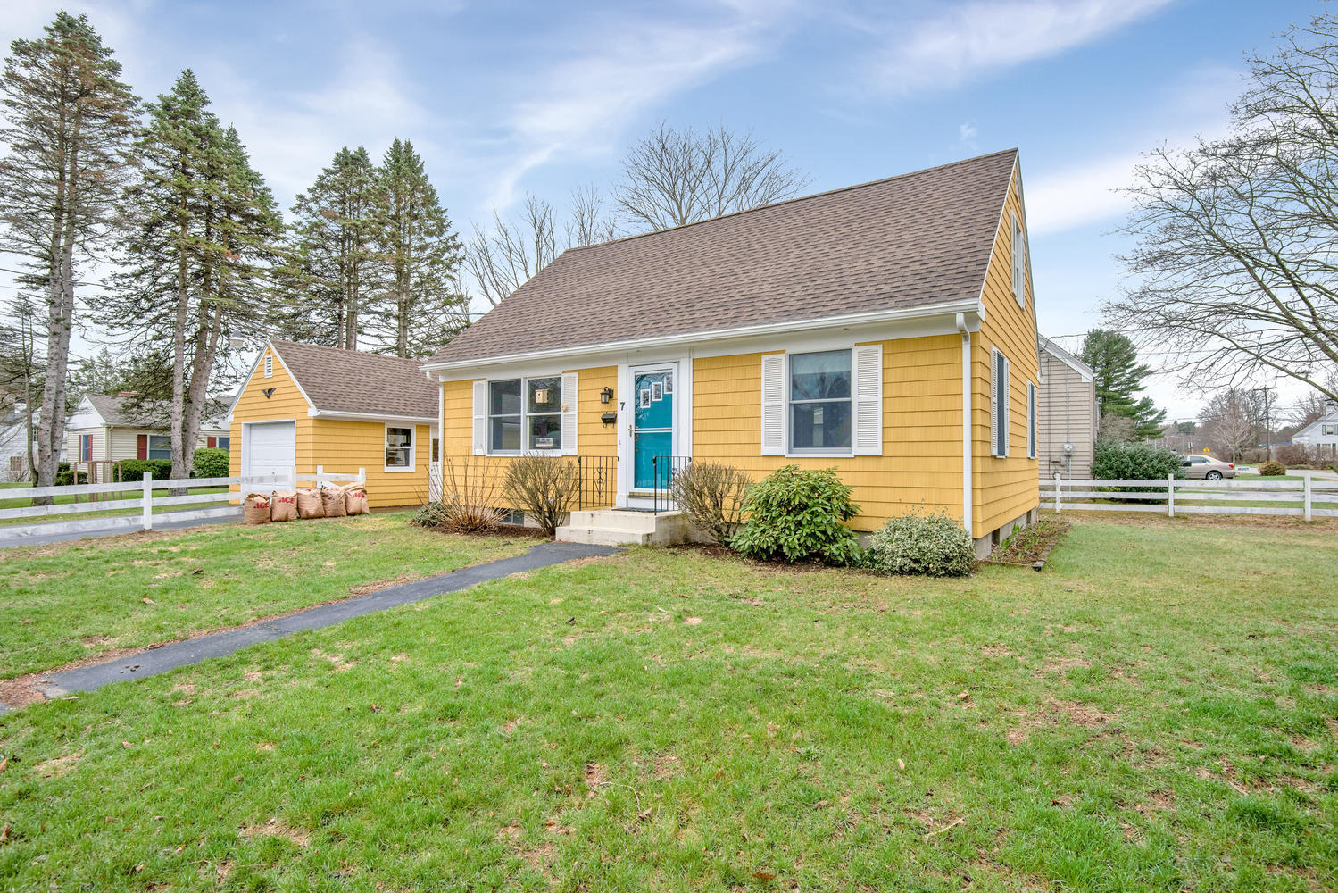 7 Rand Road Yarmouth ME 04096