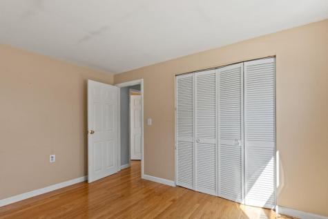 33 Sokokis Street South Portland ME 04106