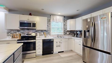 77 Mechanic Street Westbrook ME 04092