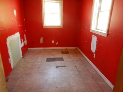 11 Jesse Avenue Auburn ME 04210