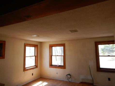 11 Jesse Avenue Auburn ME 04210