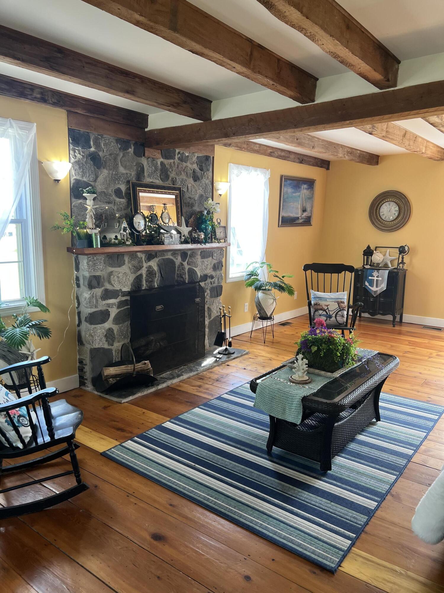 335 Weeks Mills Road China ME 04358