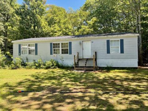 51 Callahan Road Buxton ME 04093