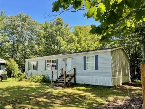 51 Callahan Road Buxton ME 04093