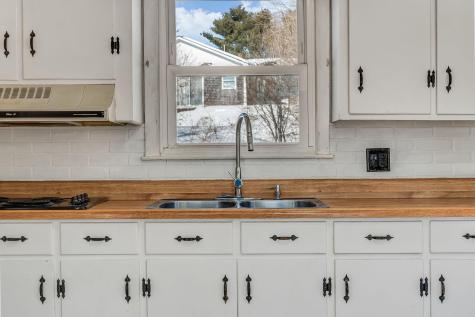 352 Main Road Eddington ME 04428