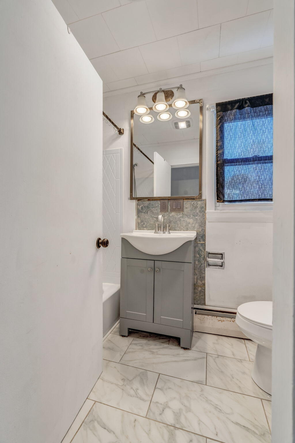 352 Main Road Eddington ME 04428