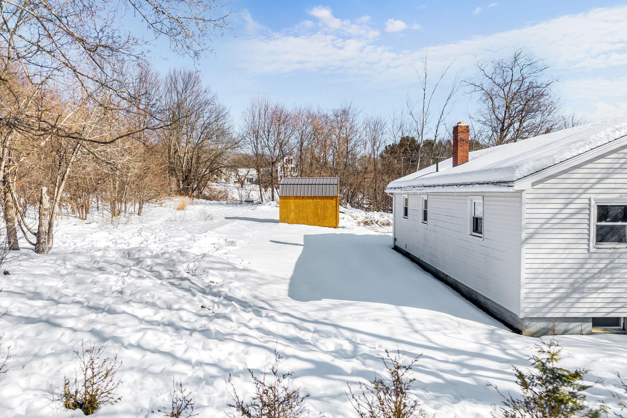 352 Main Road Eddington ME 04428