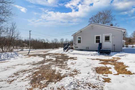 352 Main Road Eddington ME 04428