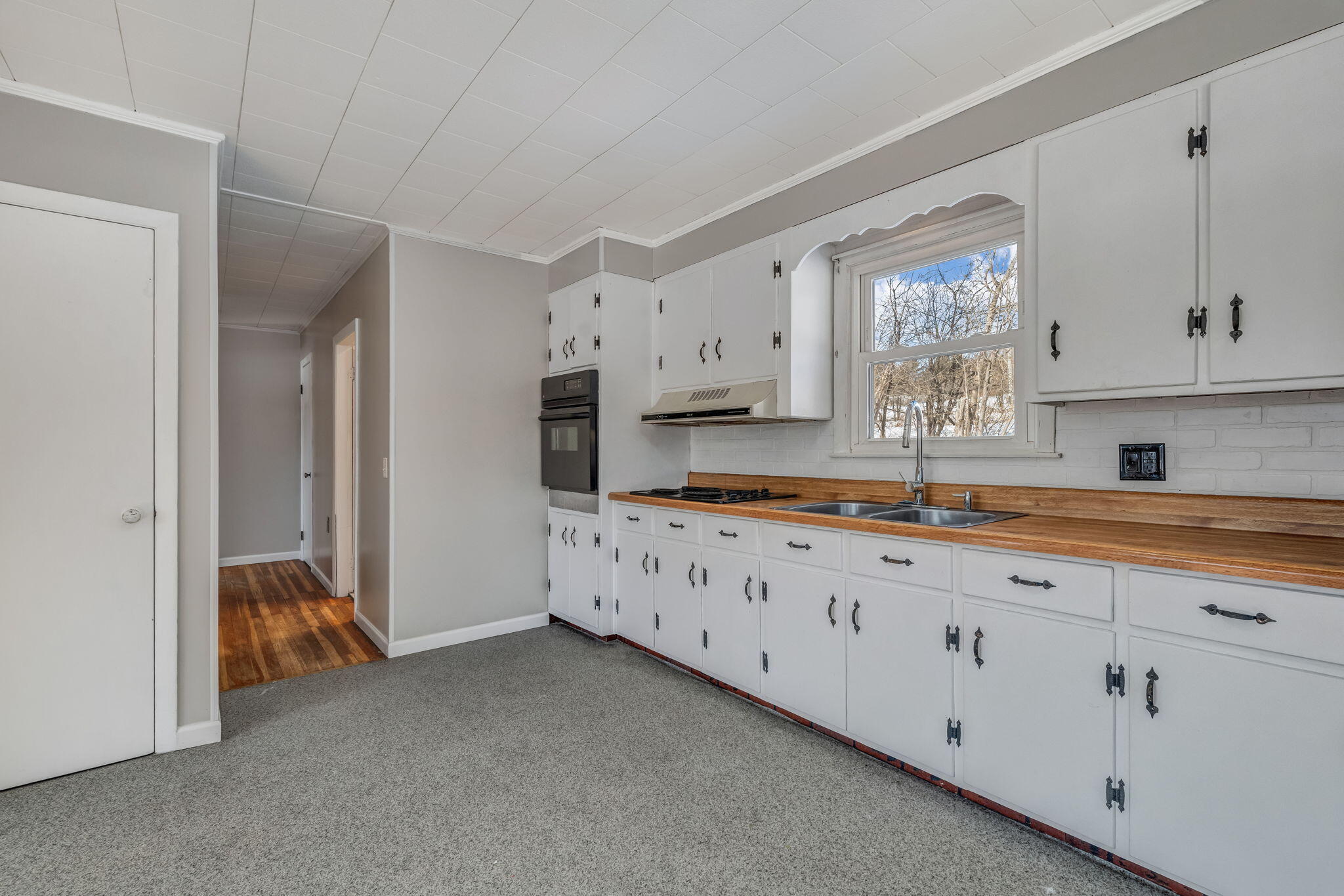 352 Main Road Eddington ME 04428