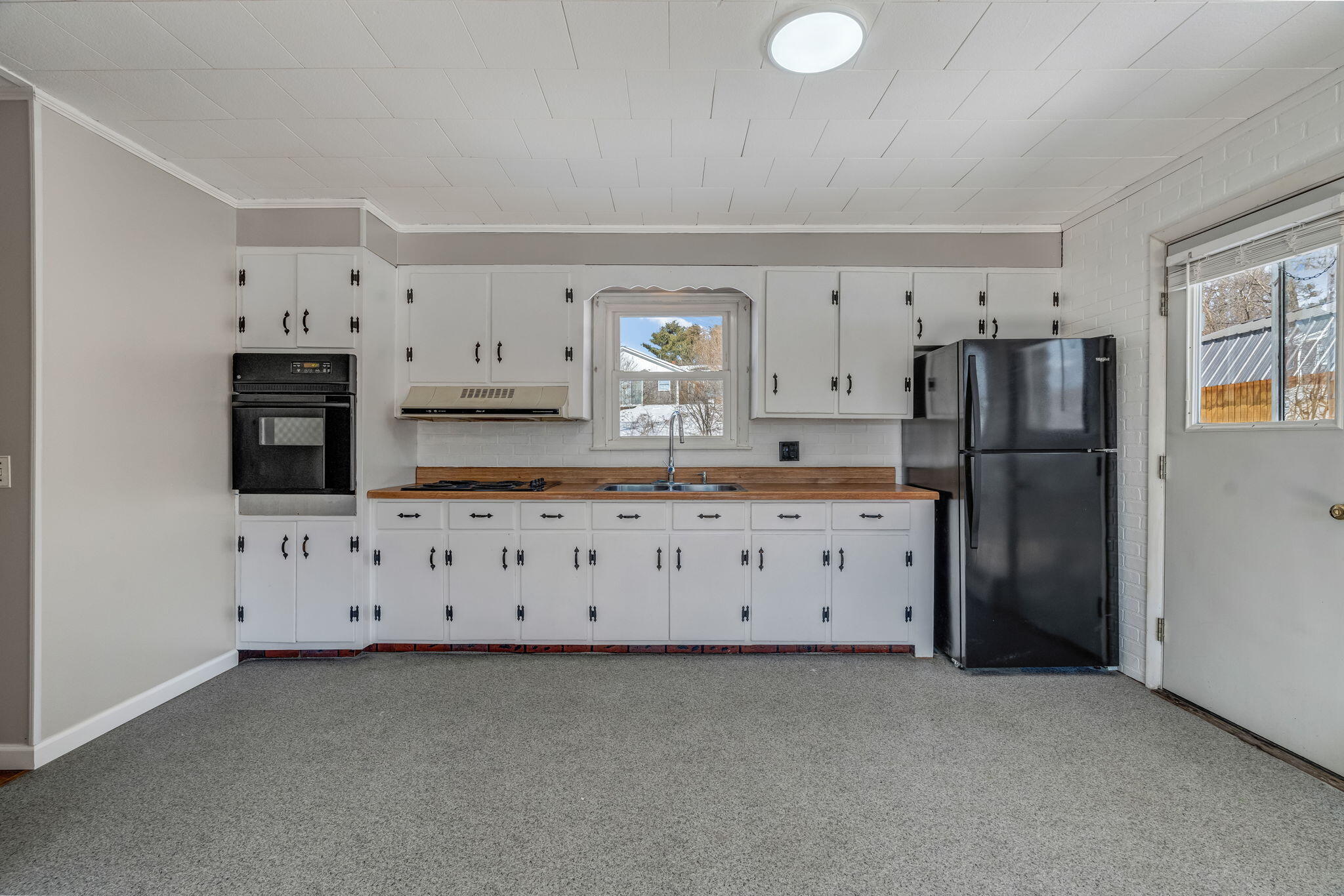 352 Main Road Eddington ME 04428