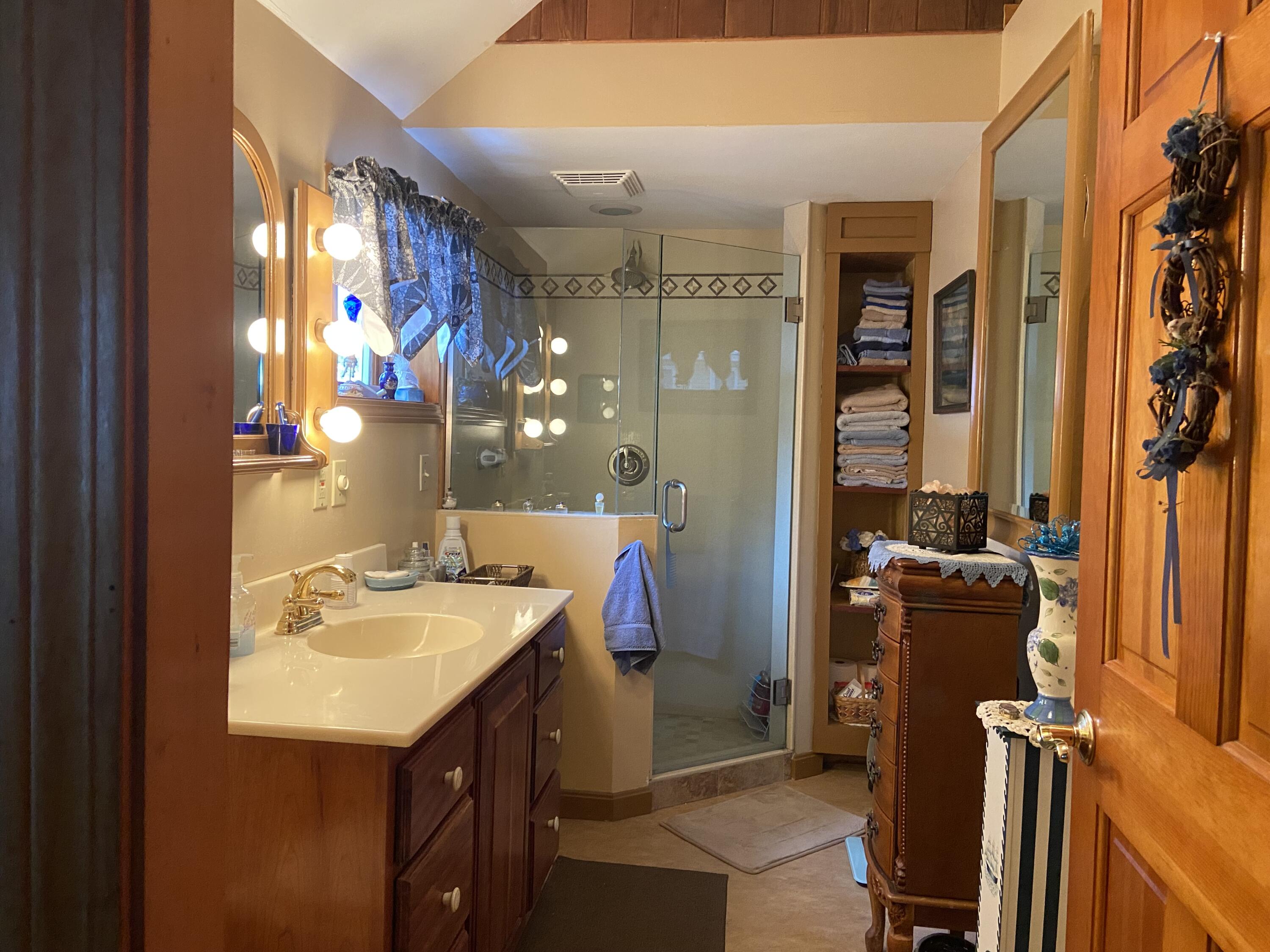 41 Haskell Avenue Raymond ME 04071