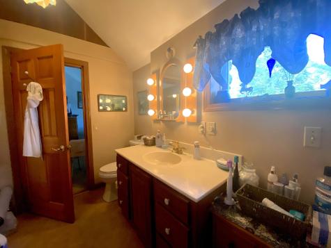 41 Haskell Avenue Raymond ME 04071