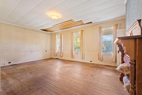 745 Main Street Monmouth ME 04259