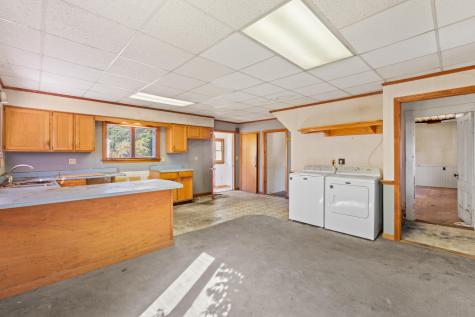 745 Main Street Monmouth ME 04259