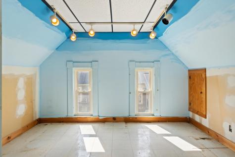 745 Main Street Monmouth ME 04259