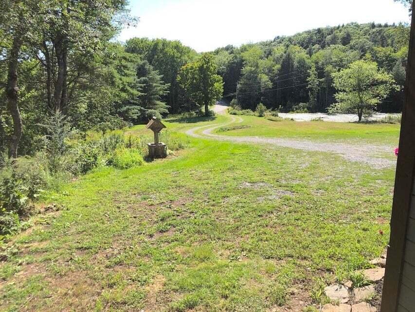 132 Old County Road Edgecomb ME 04556
