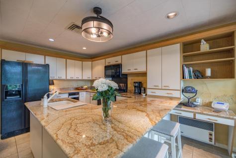 15 Delcliffe Lane Lewiston ME 04240