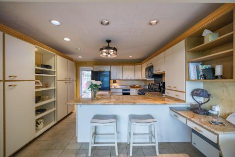 15 Delcliffe Lane Lewiston ME 04240