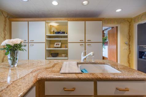 15 Delcliffe Lane Lewiston ME 04240