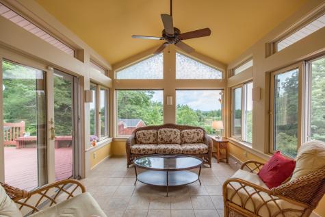 15 Delcliffe Lane Lewiston ME 04240
