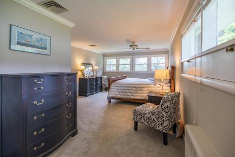 15 Delcliffe Lane Lewiston ME 04240