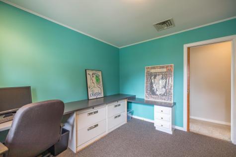 15 Delcliffe Lane Lewiston ME 04240