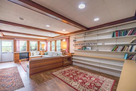 15 Delcliffe Lane Lewiston ME 04240