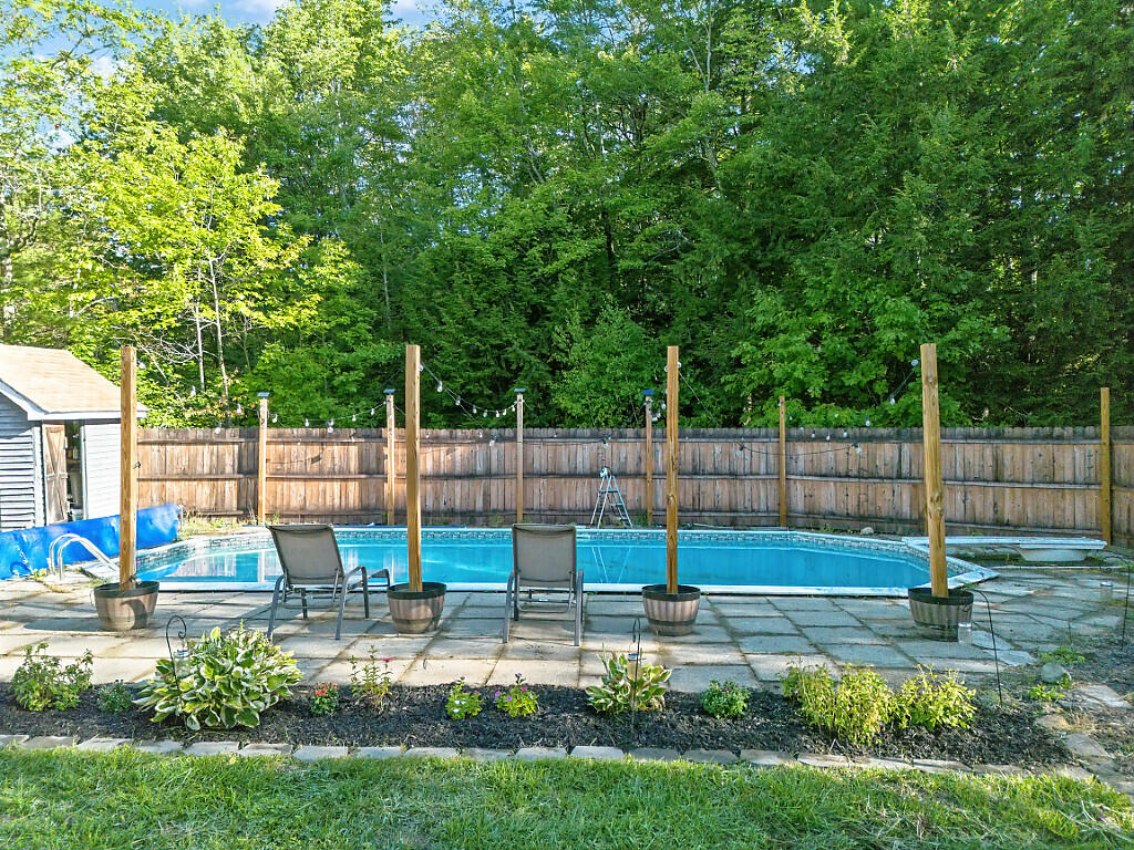 955 Northern Avenue Farmingdale ME 04344