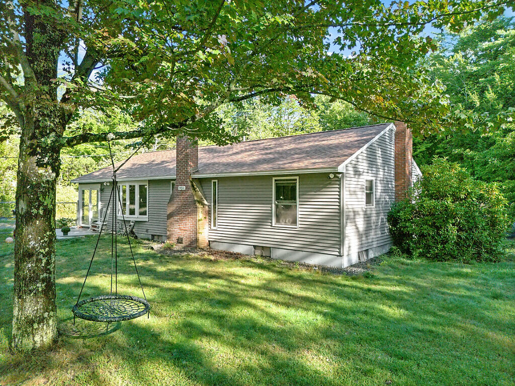 955 Northern Avenue Farmingdale ME 04344