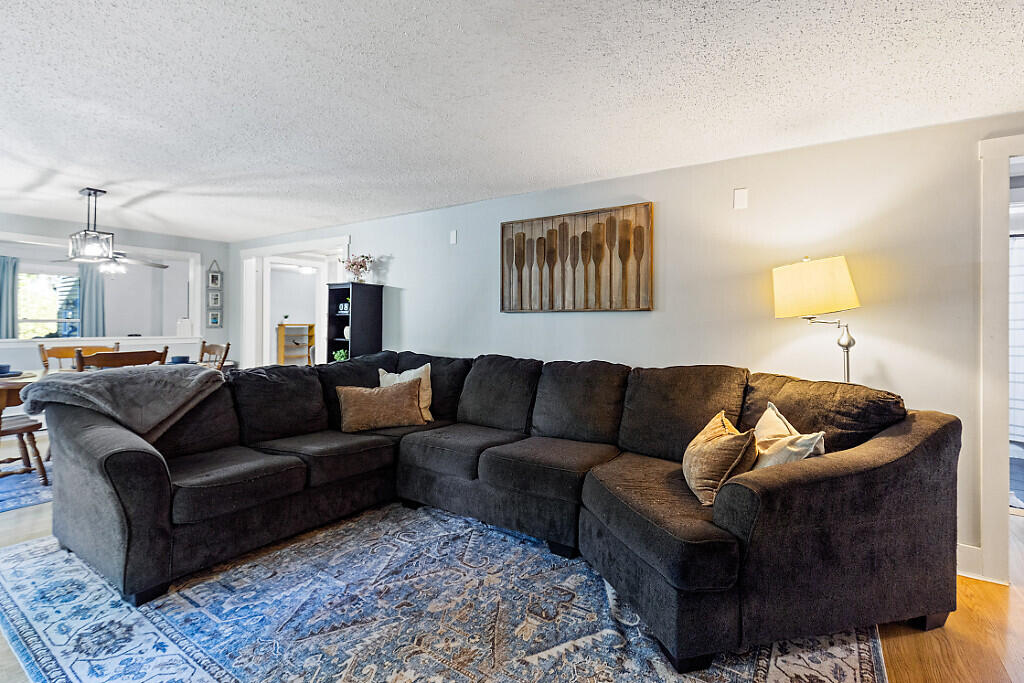 955 Northern Avenue Farmingdale ME 04344