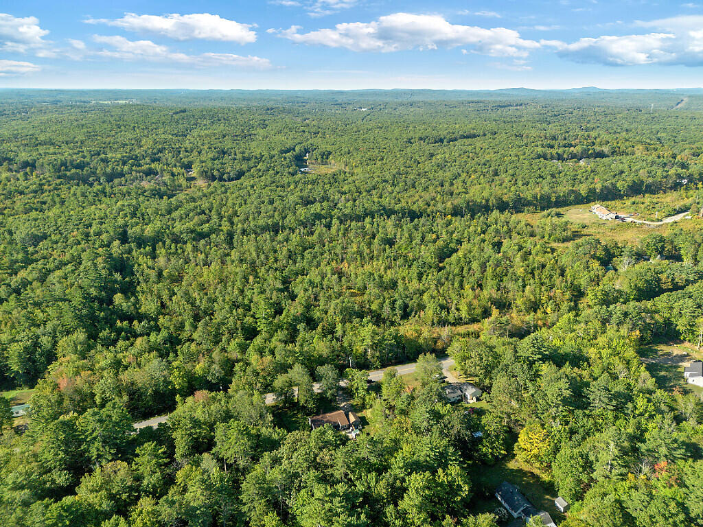 955 Northern Avenue Farmingdale ME 04344