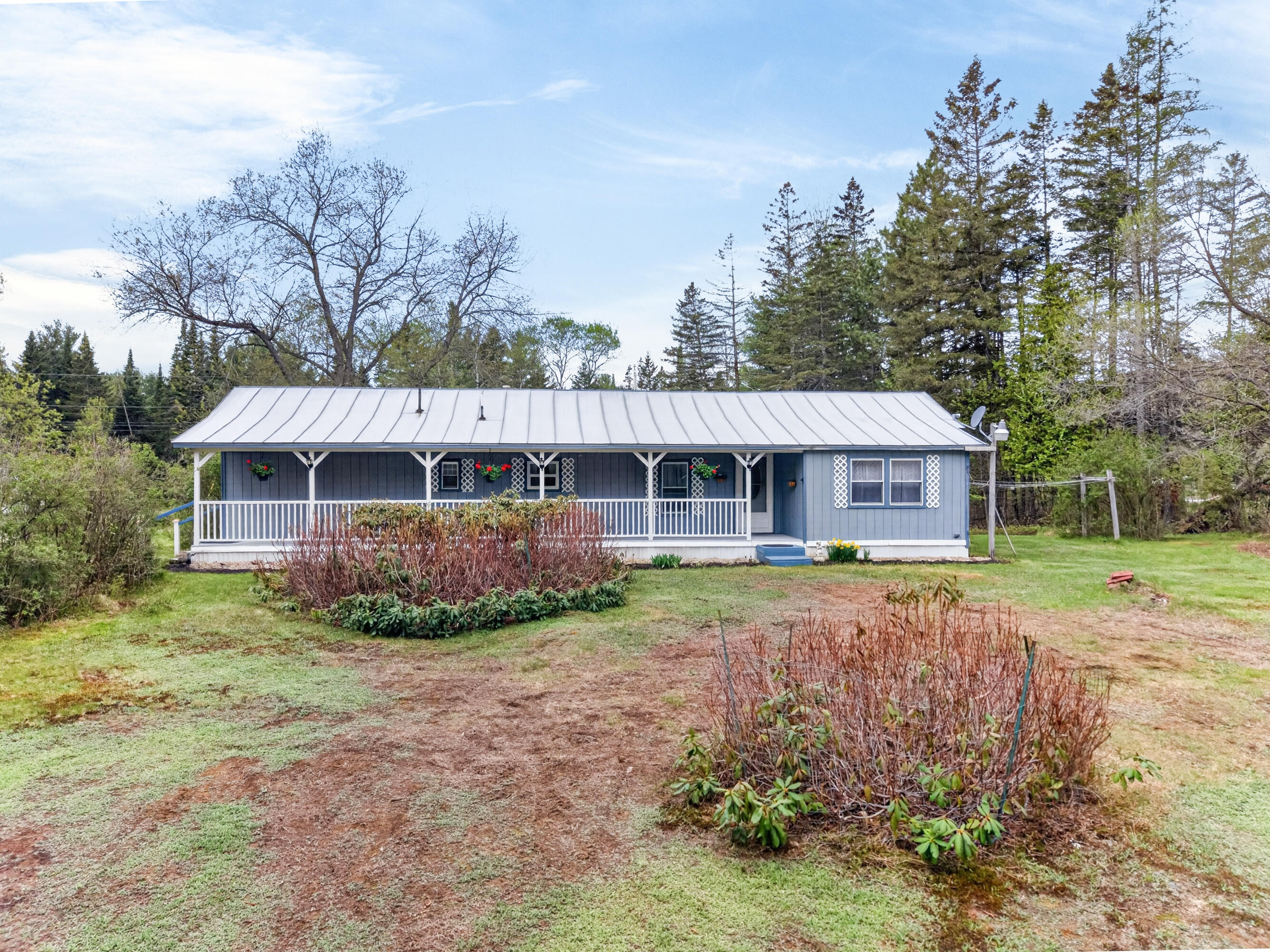 5,10,11 Country Lane Kingfield ME 04947