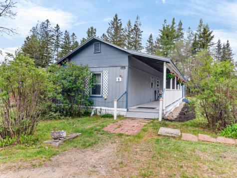 5,10,11 Country Lane Kingfield ME 04947