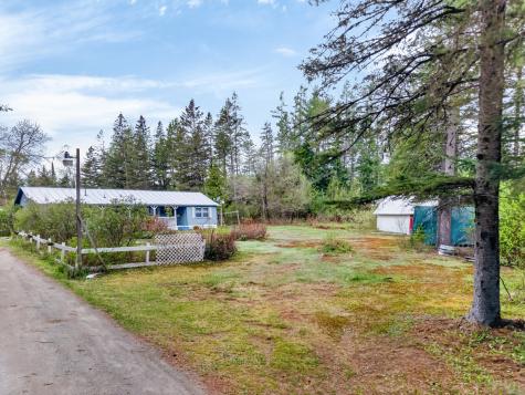 5,10,11 Country Lane Kingfield ME 04947