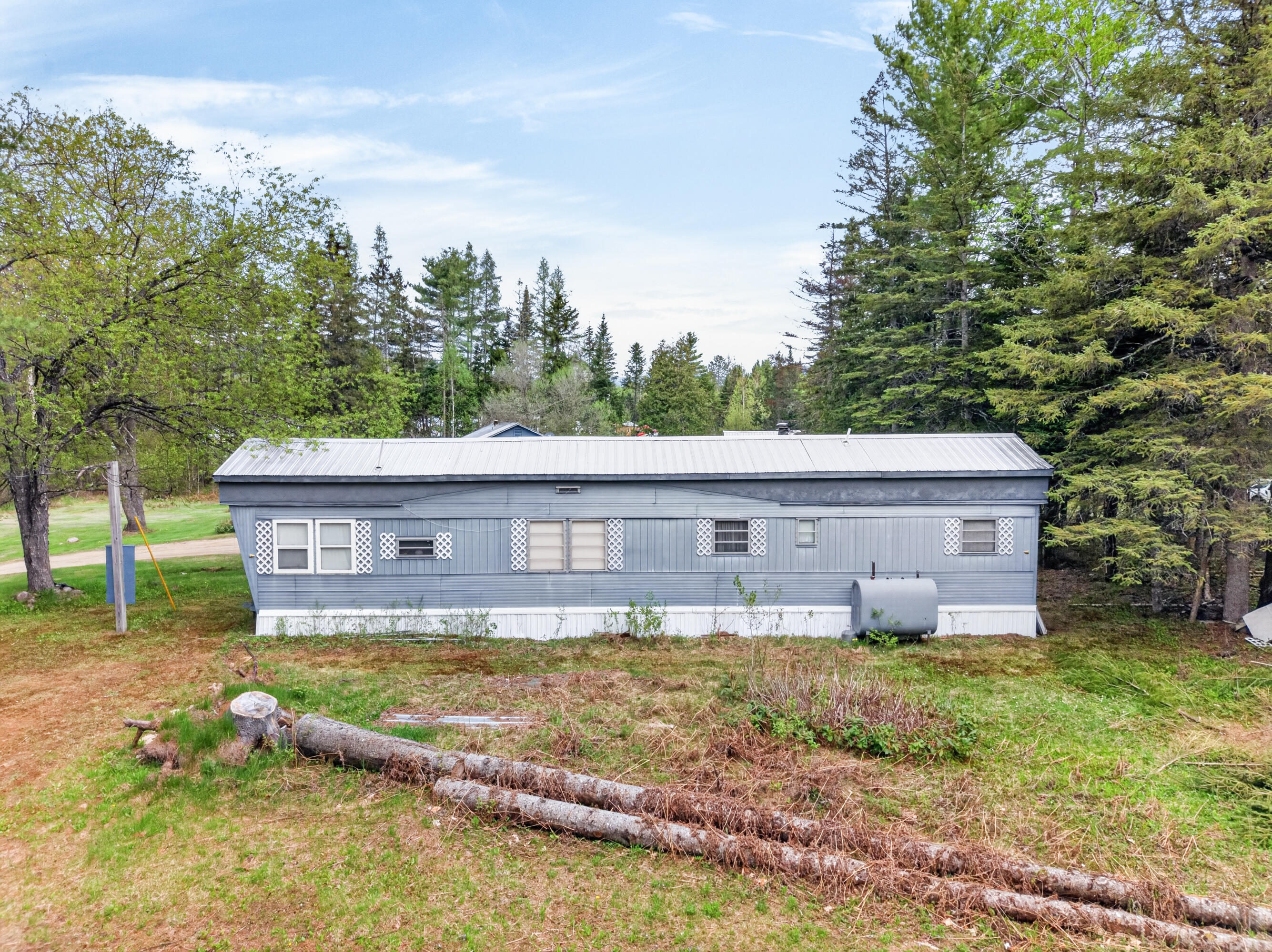 5,10,11 Country Lane Kingfield ME 04947