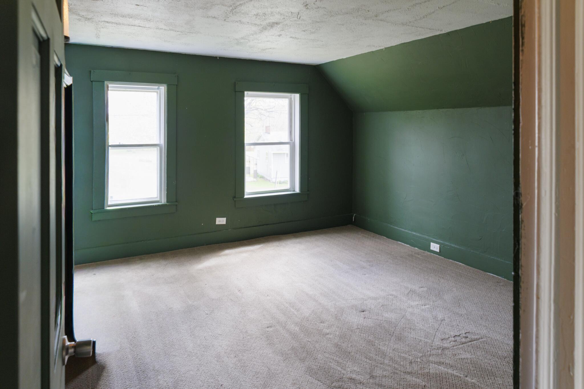 22 Booker Street Thomaston ME 04861