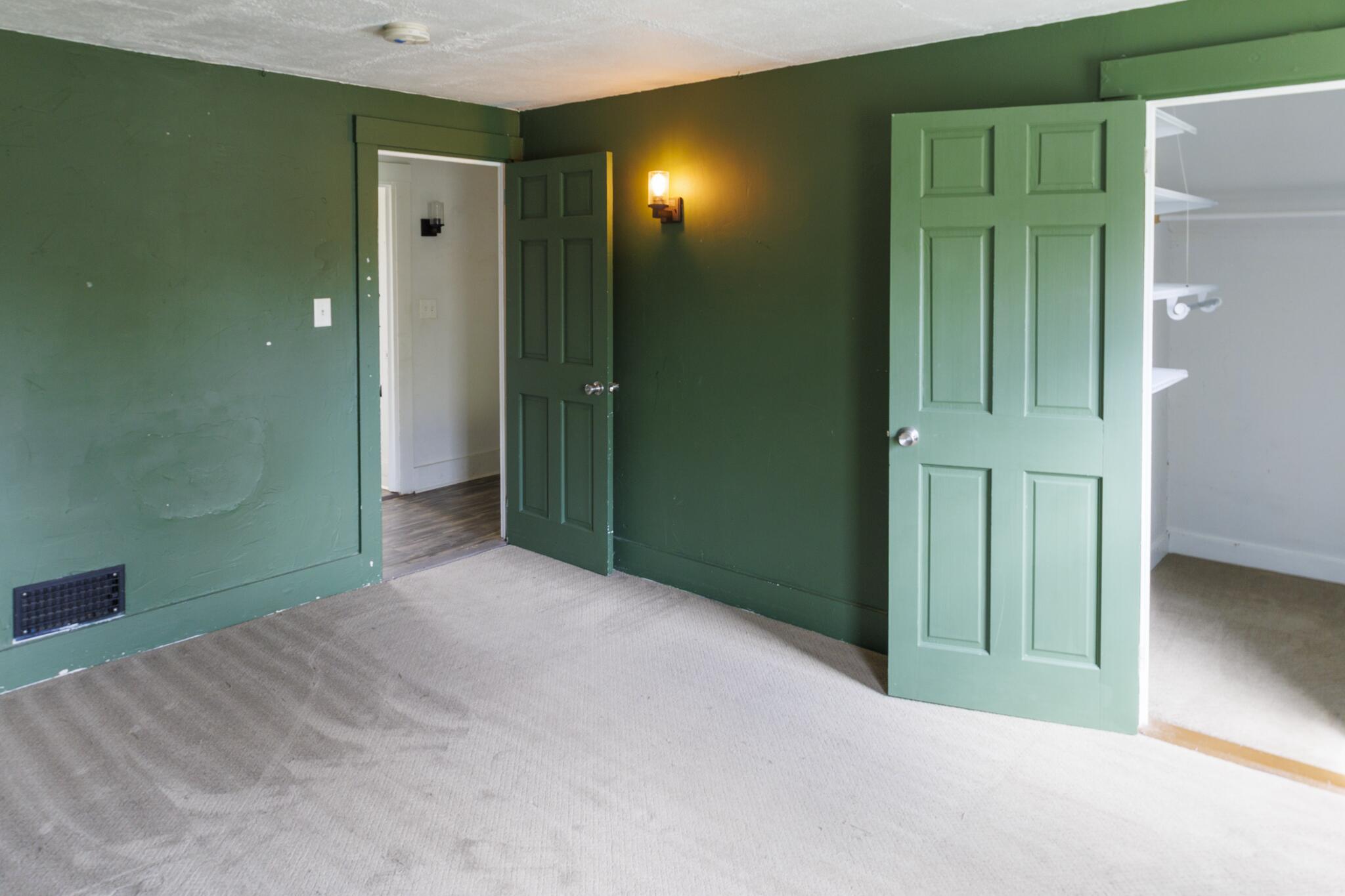22 Booker Street Thomaston ME 04861