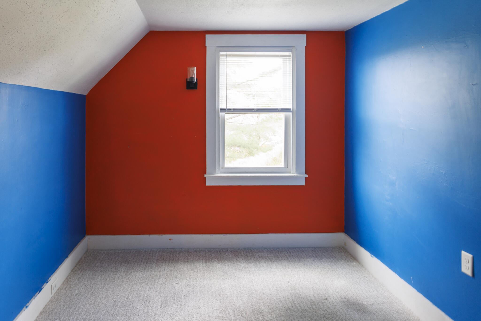 22 Booker Street Thomaston ME 04861