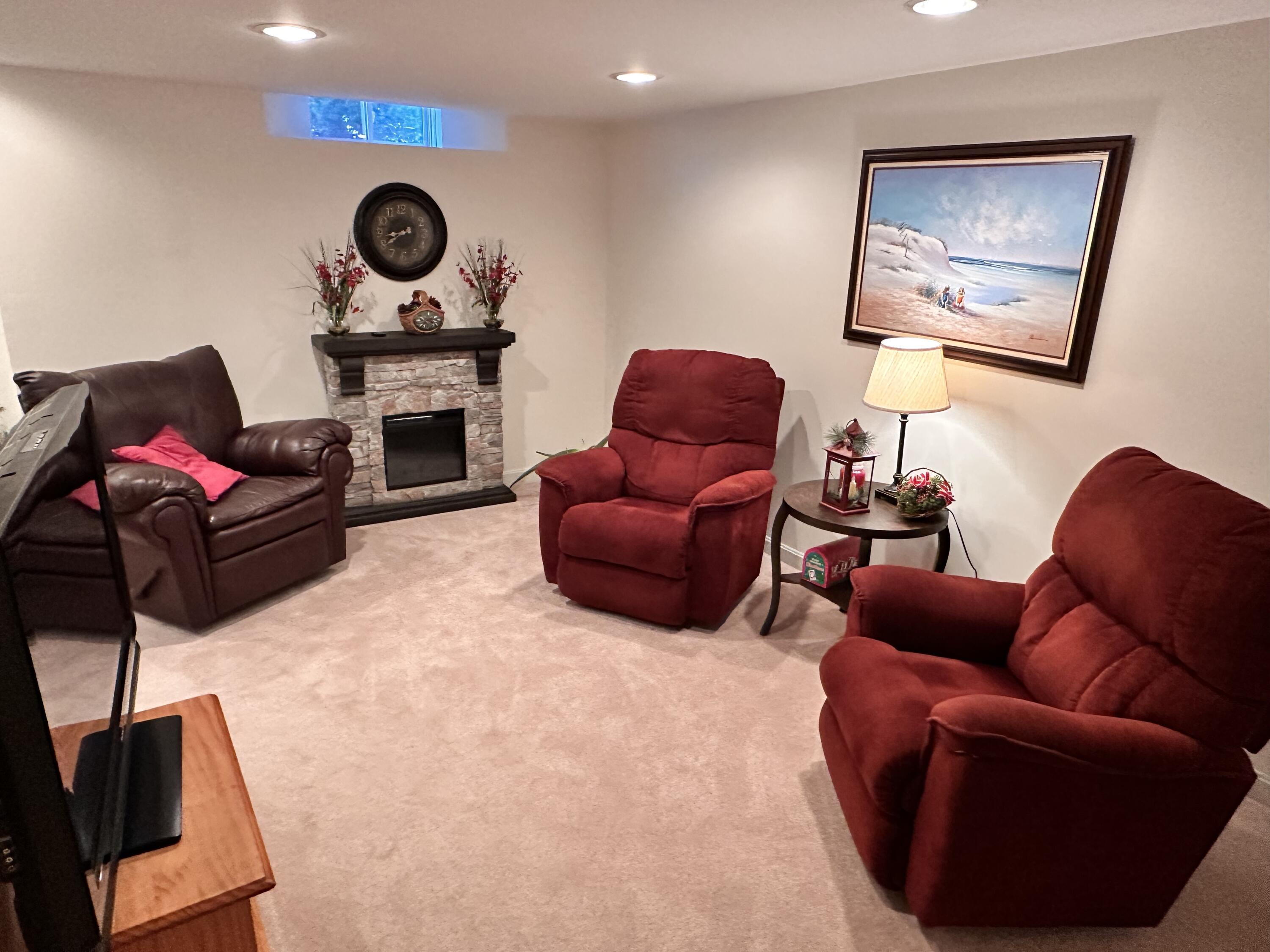 63 Patriot Lane Acton ME 04001