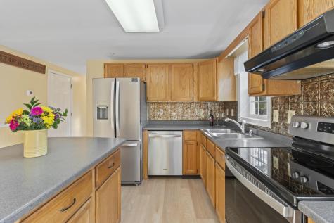 56 Wildwood Drive Brunswick ME 04011