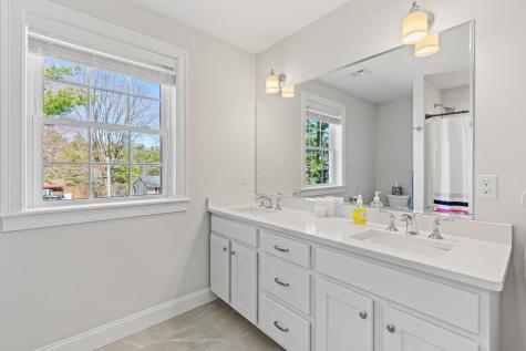 12 Black Sparrow Drive Portland ME 04102