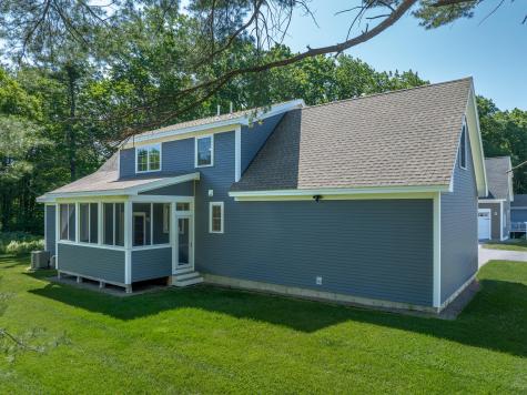 12 Black Sparrow Drive Portland ME 04102