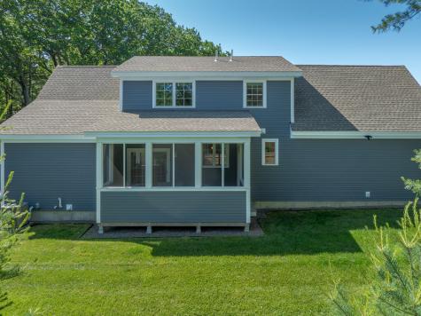 12 Black Sparrow Drive Portland ME 04102