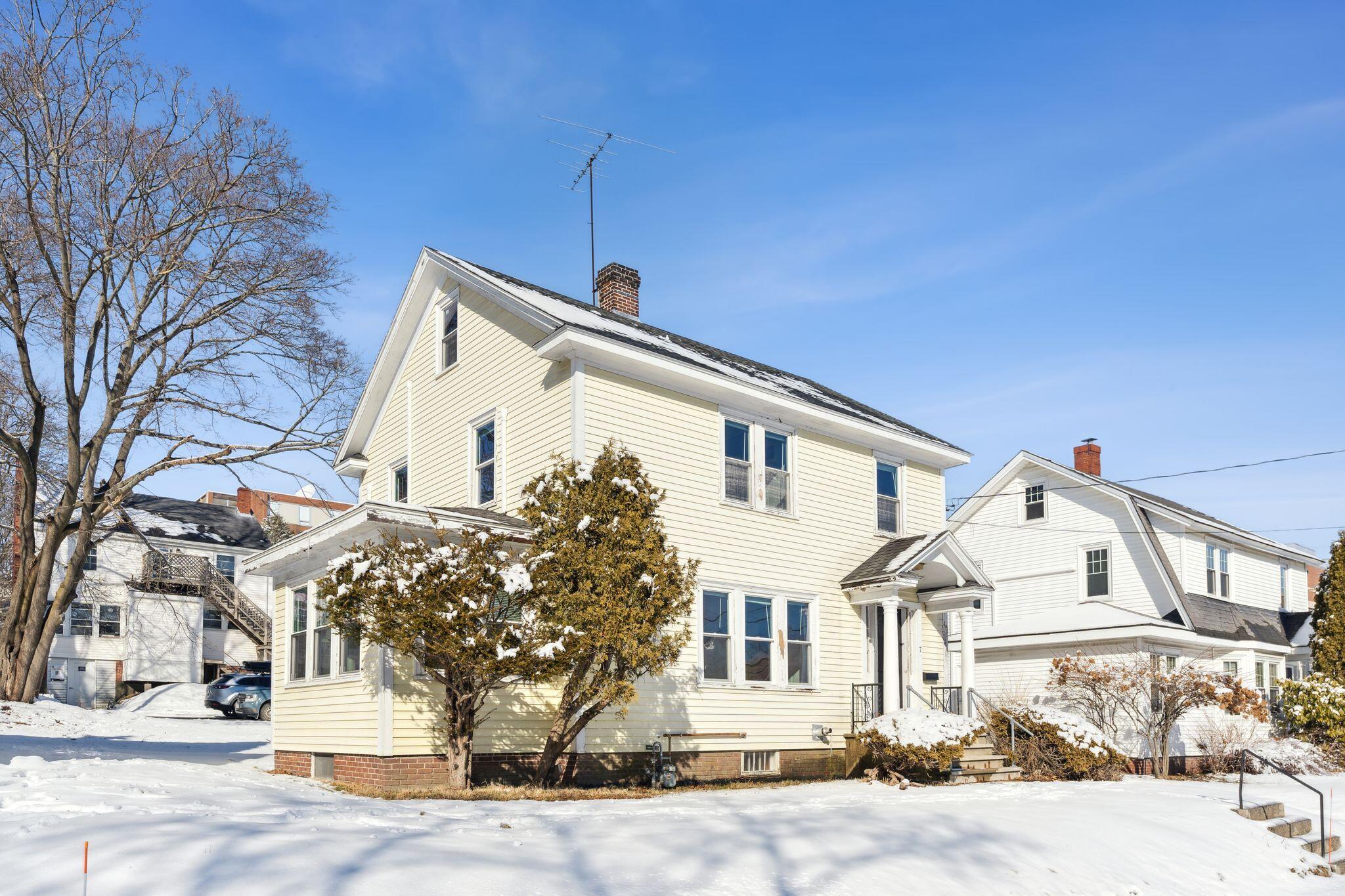 5 Chamberlain Avenue Portland ME 04101