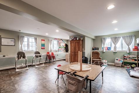 111 Scott Dyer Road Cape Elizabeth ME 04107