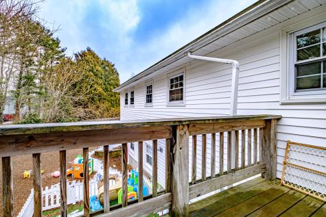 111 Scott Dyer Road Cape Elizabeth ME 04107