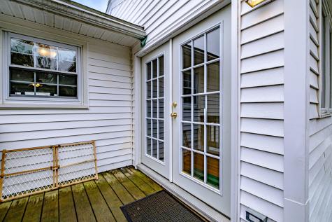 111 Scott Dyer Road Cape Elizabeth ME 04107